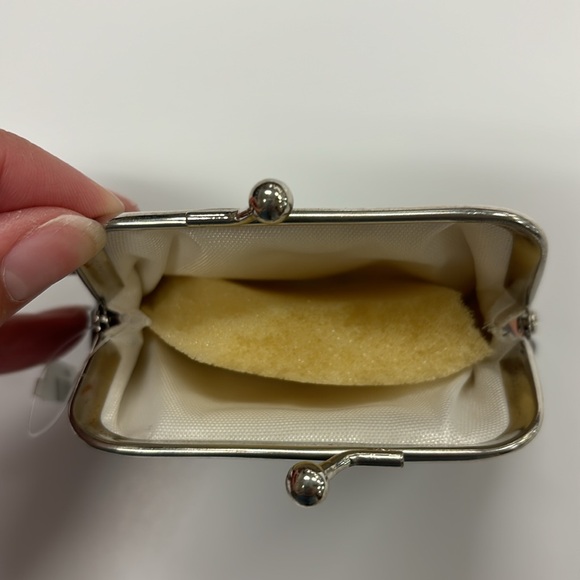 Coin Purse 👛 - Picture 2 of 3